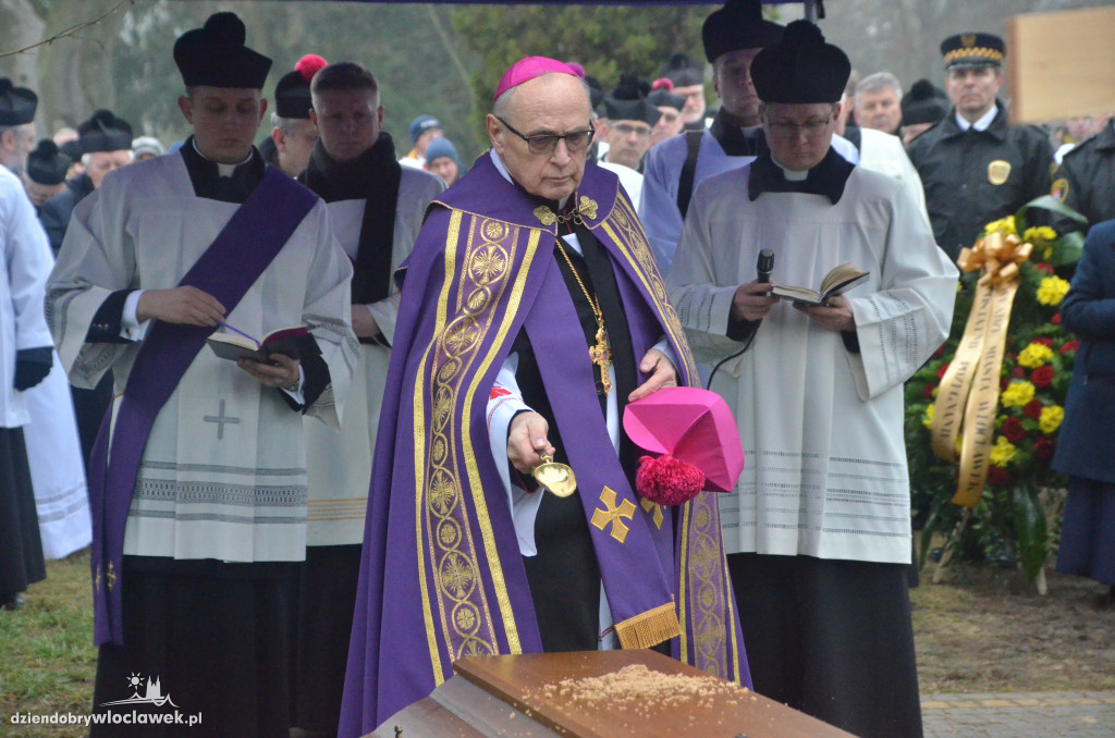 Pogrzeb ks. Waszczyńskiego, byłego proboszcza katedry