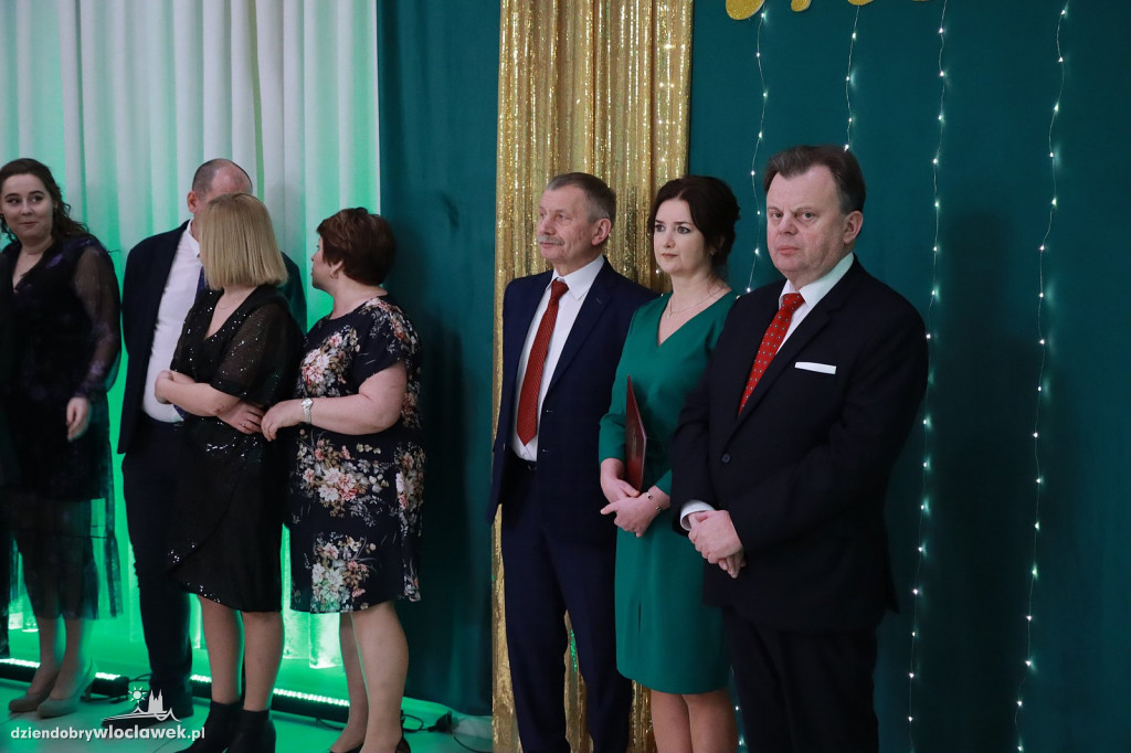 Studniówka: LO Kowal