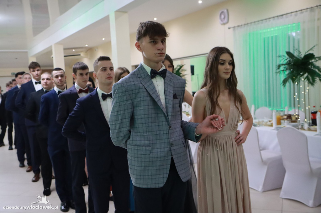 Studniówka: LO Kowal