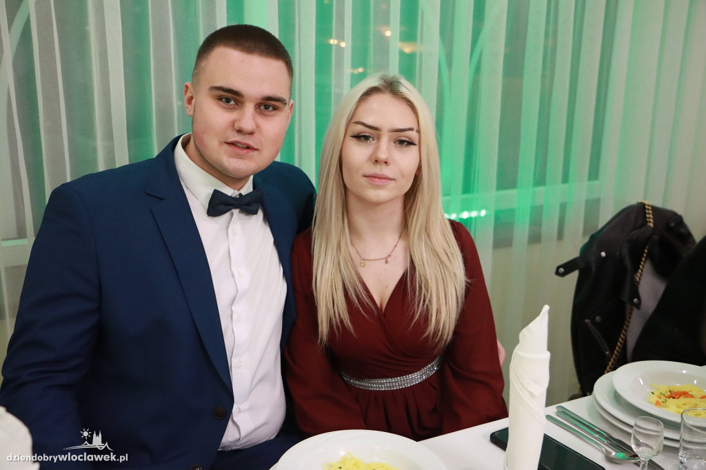 Studniówka: LO Kowal