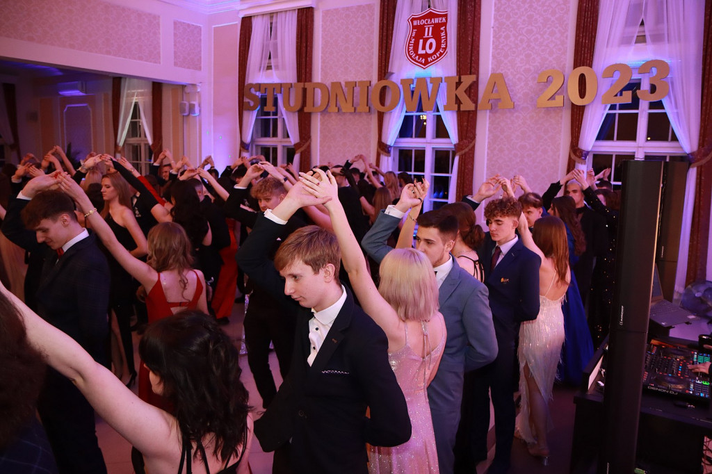 Studniówka: II LO im. Kopernika