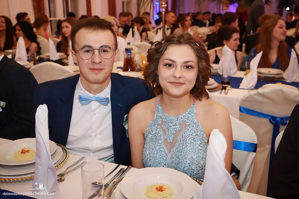 Studniówka: II LO im. Kopernika