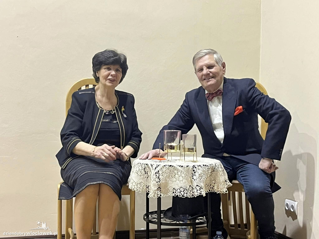 Wieczór artystyczny ,,Seniorzy - Seniorom”