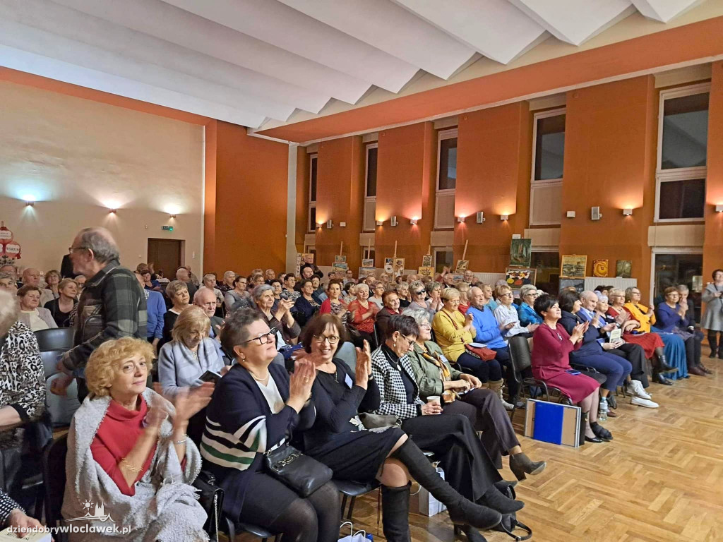 Wieczór artystyczny ,,Seniorzy - Seniorom”