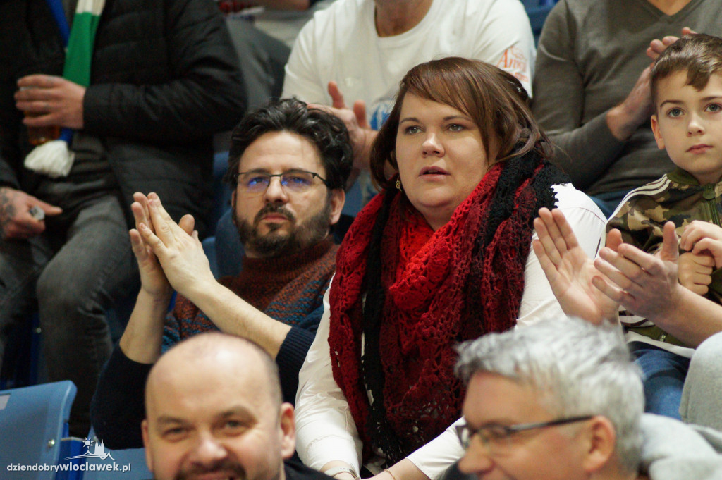 Kibice na mecz Anwil vs CSM CSU Oradea