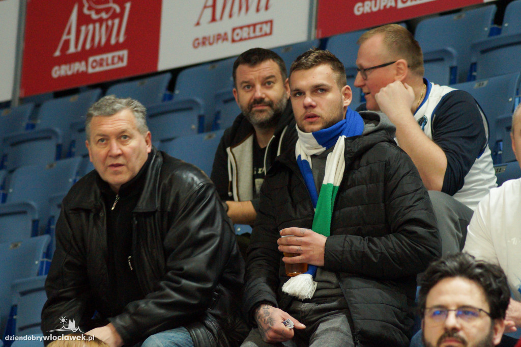 Kibice na mecz Anwil vs CSM CSU Oradea