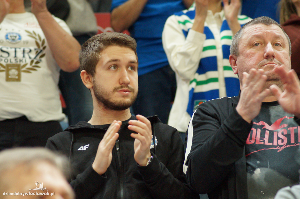 Kibice na mecz Anwil vs CSM CSU Oradea