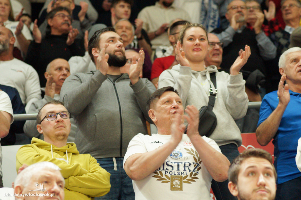 Kibice na mecz Anwil vs CSM CSU Oradea