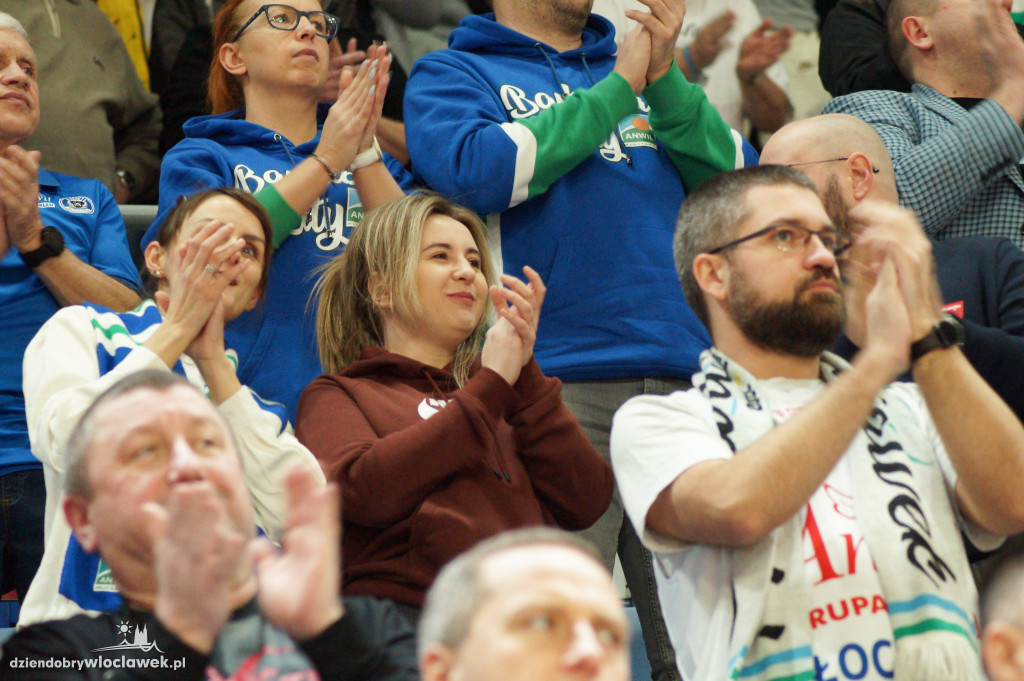 Kibice na mecz Anwil vs CSM CSU Oradea