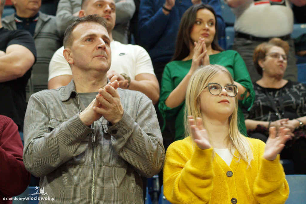 Kibice na mecz Anwil vs CSM CSU Oradea
