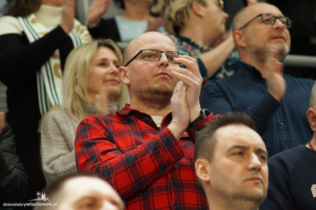 Kibice na mecz Anwil vs CSM CSU Oradea