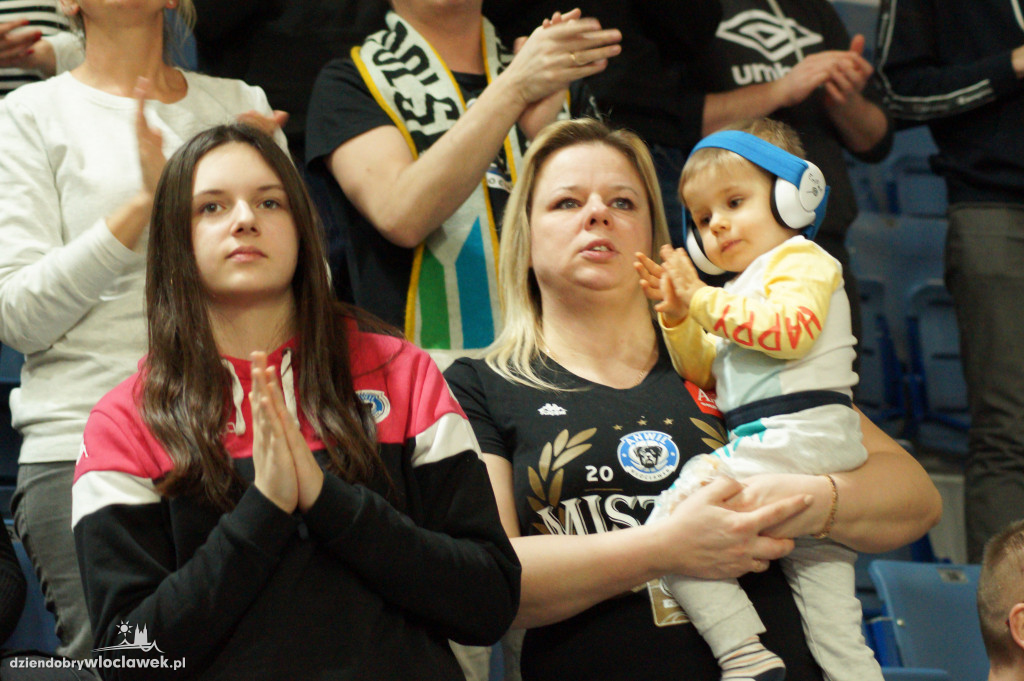 Kibice na mecz Anwil vs CSM CSU Oradea