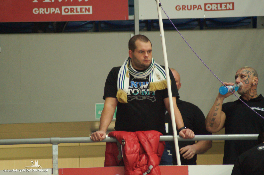 Kibice na mecz Anwil vs CSM CSU Oradea