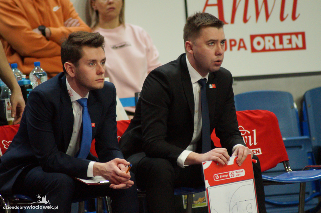 Anwil Włocławek - CSM CSU Oradea [74:66]