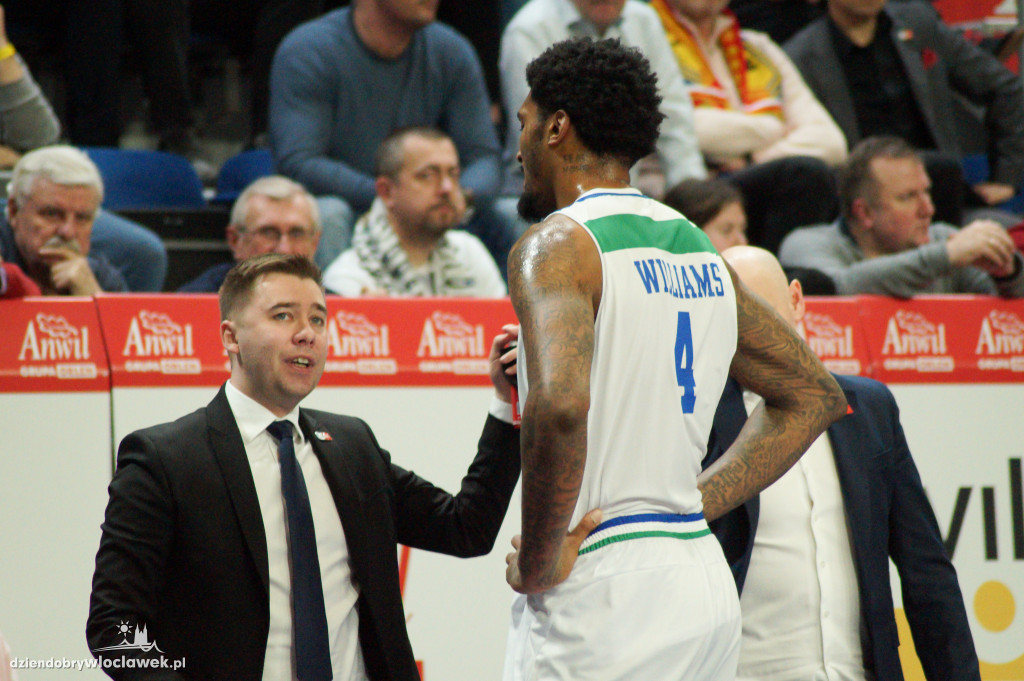 Anwil Włocławek - CSM CSU Oradea [74:66]