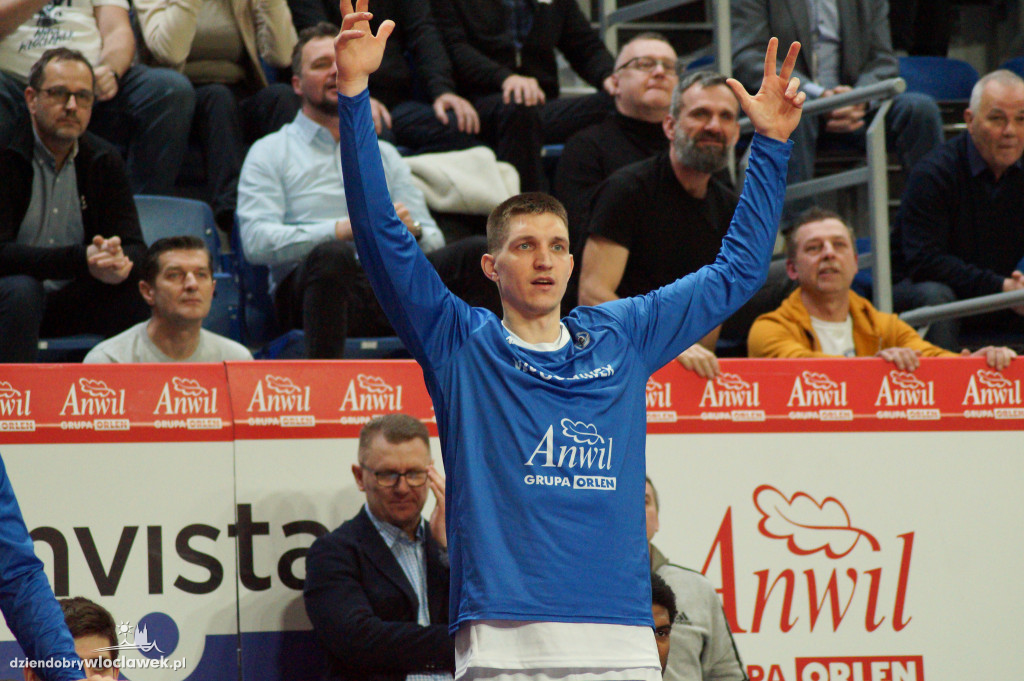 Anwil Włocławek - CSM CSU Oradea [74:66]