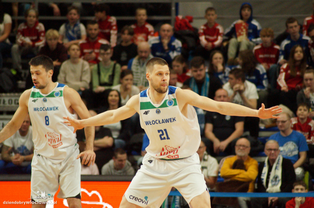 Anwil Włocławek - CSM CSU Oradea [74:66]