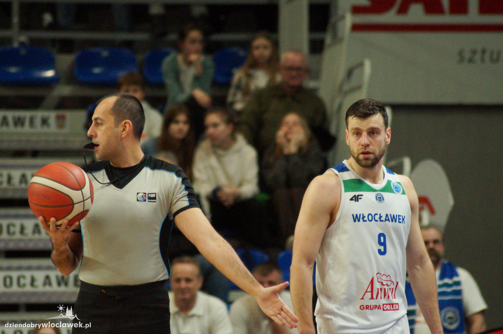 Anwil Włocławek - CSM CSU Oradea [74:66]