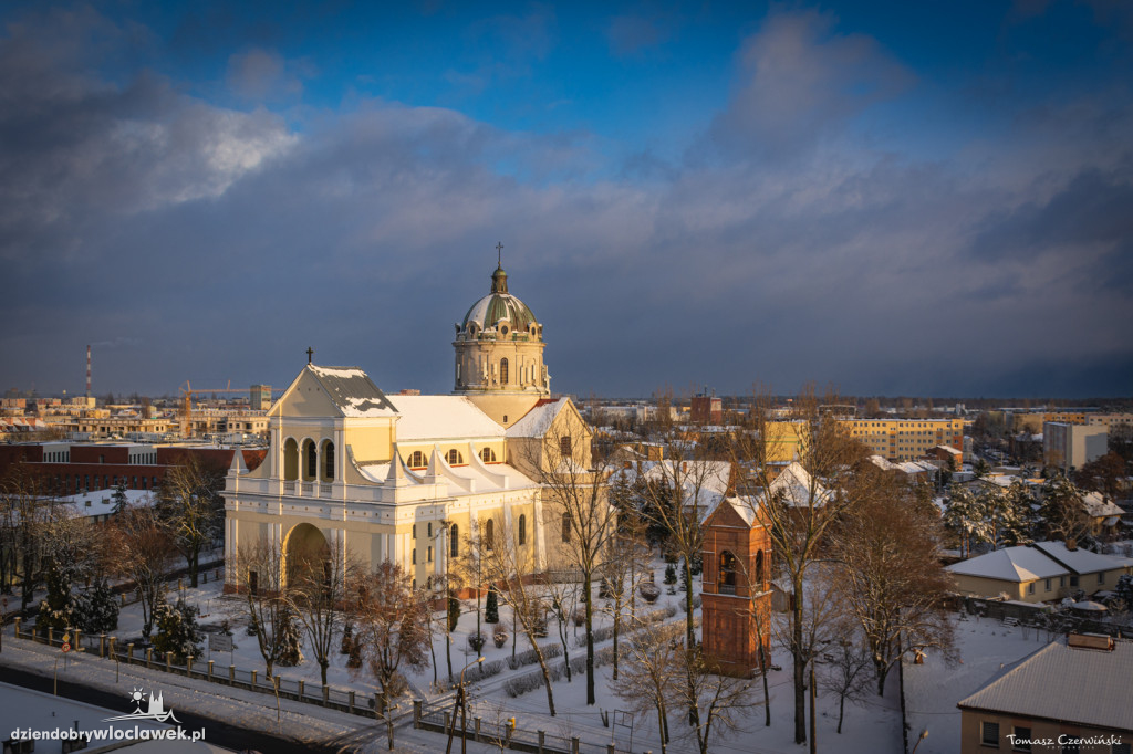 Zdjęcia zimowego Włocławka