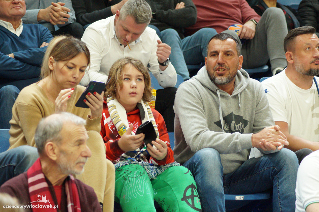 Kibice na meczu Anwil vs Brose Bamberg