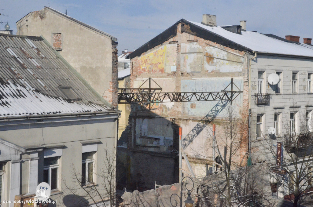 Rozbiórka frontu kamienicy przy 3 Maja 18