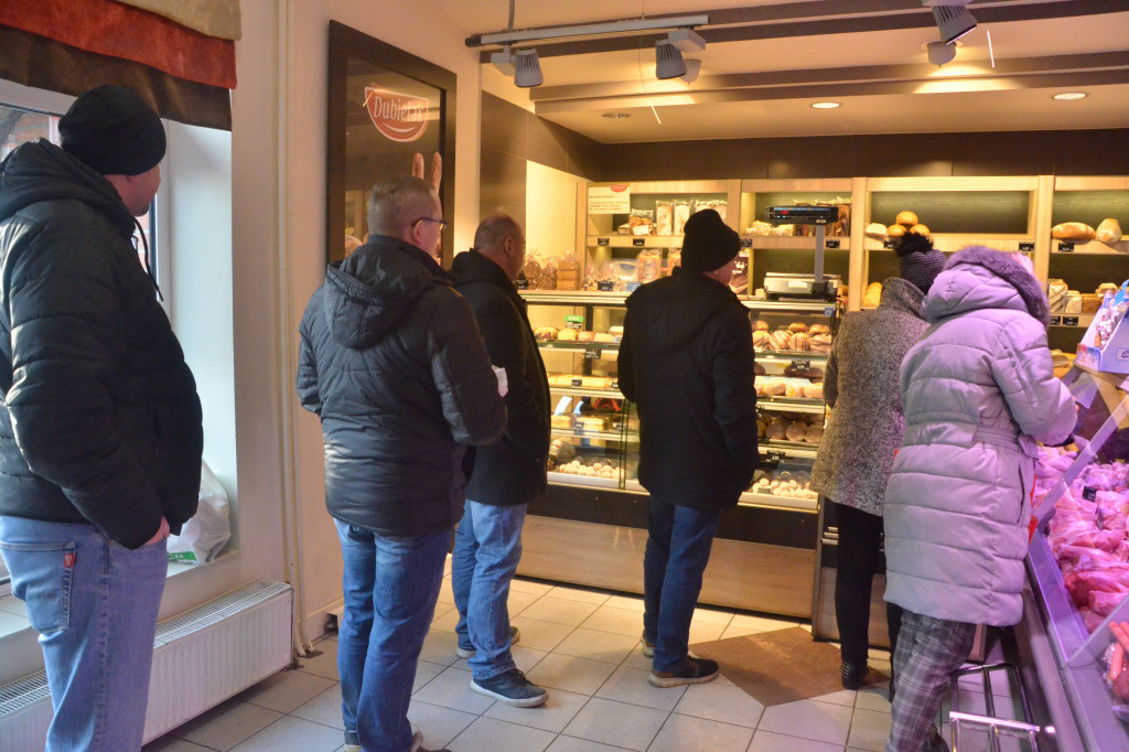 Włocławianie kupują pączki na Tłusty Czwartek