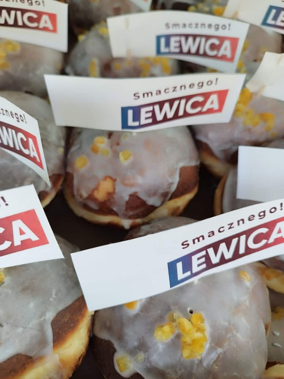 Politycy Lewicy rozdawali pączki