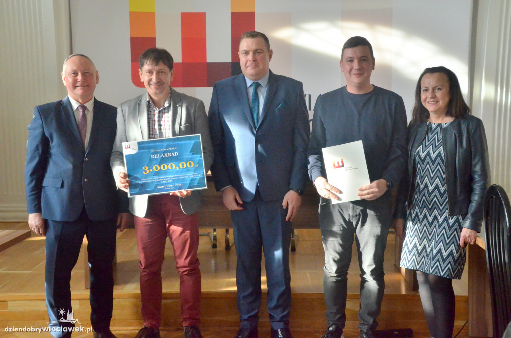 Kluby sportowe z dotacjami z budżetu powiatu