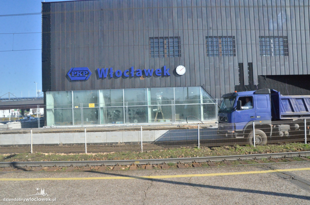 Tak przebiegają prace na głównej stacji kolejowej