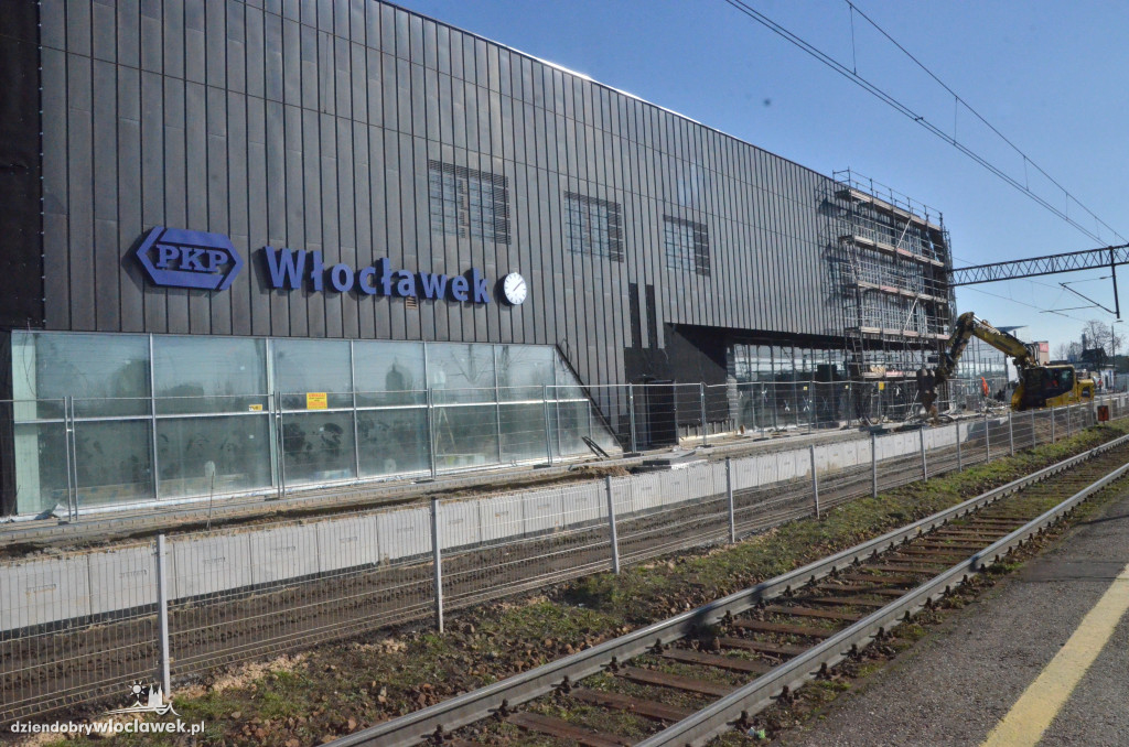 Tak przebiegają prace na głównej stacji kolejowej