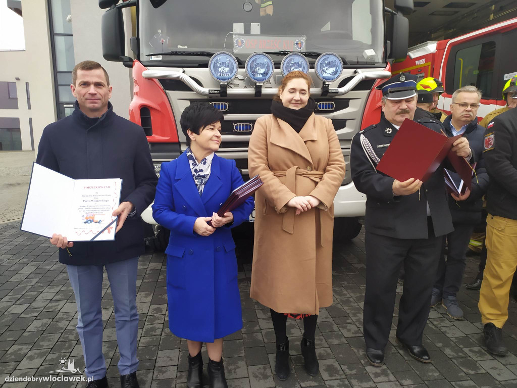 Nowe wozy gaśnicze dla OSP z regionu