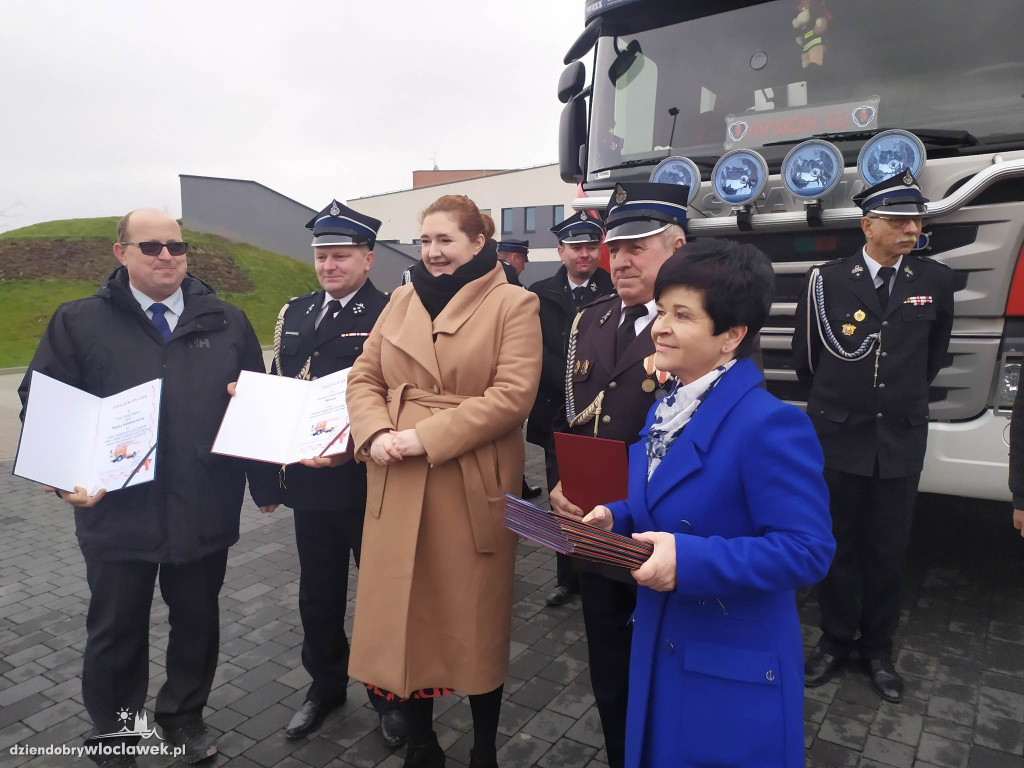 Nowe wozy gaśnicze dla OSP z regionu