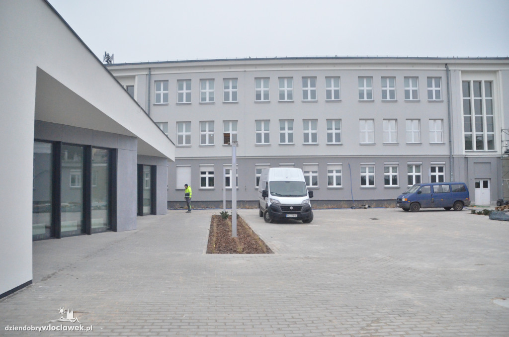 Na placu budowy w SP 12 i ZSM