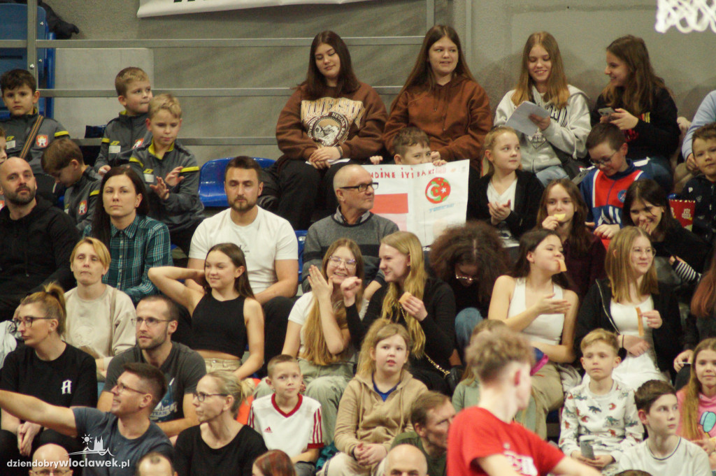 Kibice na meczu Anwil vs Gaziantep