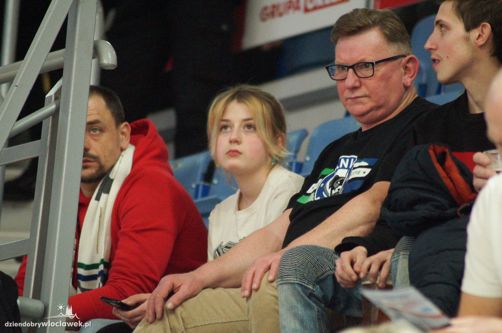 Kibice na koszykarskich derbach