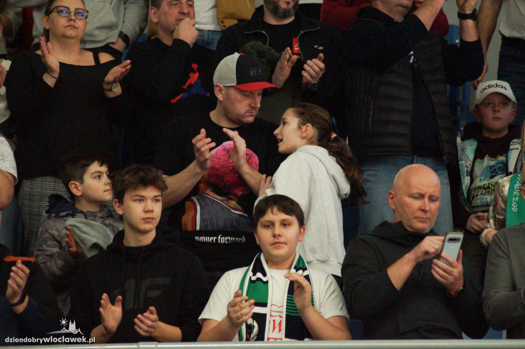 Kibice na koszykarskich derbach