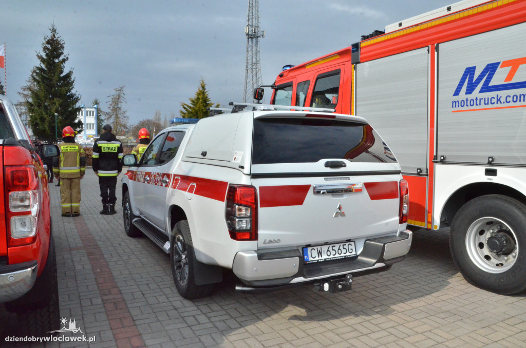 Cztery nowe wozy dla strażaków z Włocławka