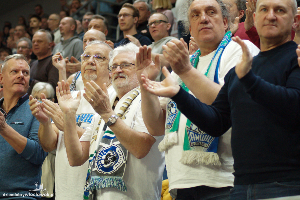 Kibice na meczu Anwil vs MKS