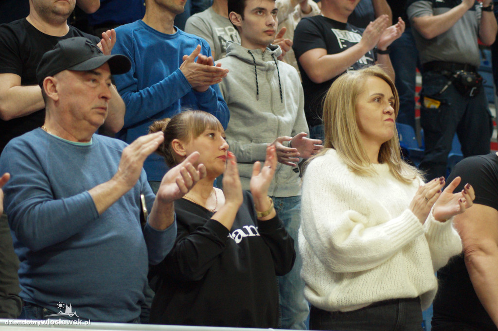 Kibice na meczu Anwil vs MKS