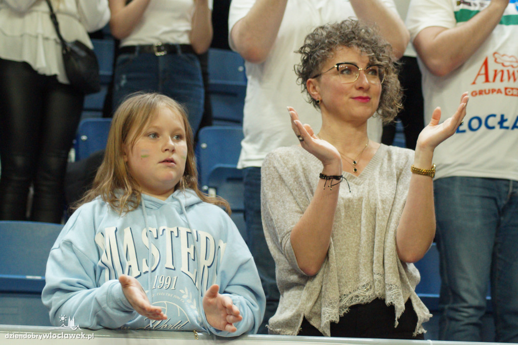 Kibice na meczu Anwil vs MKS