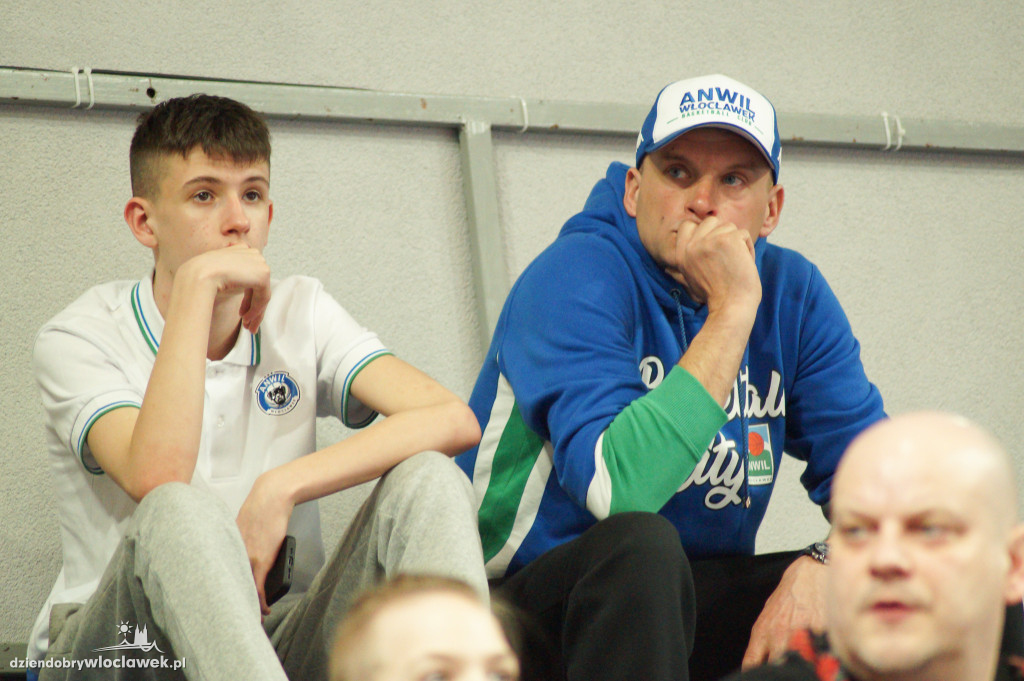 Kibice na meczu Anwil vs MKS