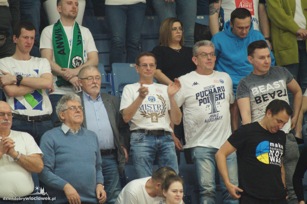 Kibice na meczu Anwil vs MKS