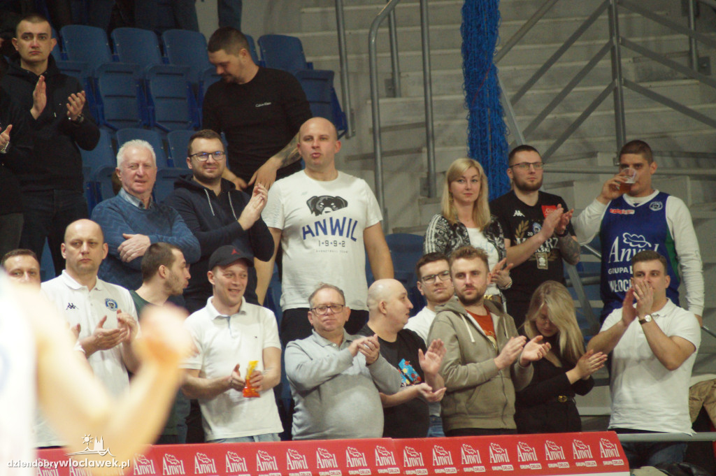 Kibice na meczu Anwil vs MKS