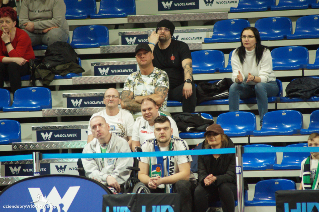 Kibice na meczu Anwil vs MKS