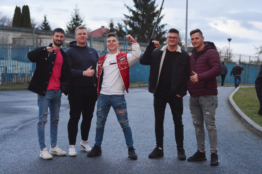 Krwawy Sport: kibice