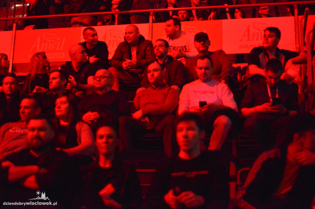 Krwawy Sport: kibice