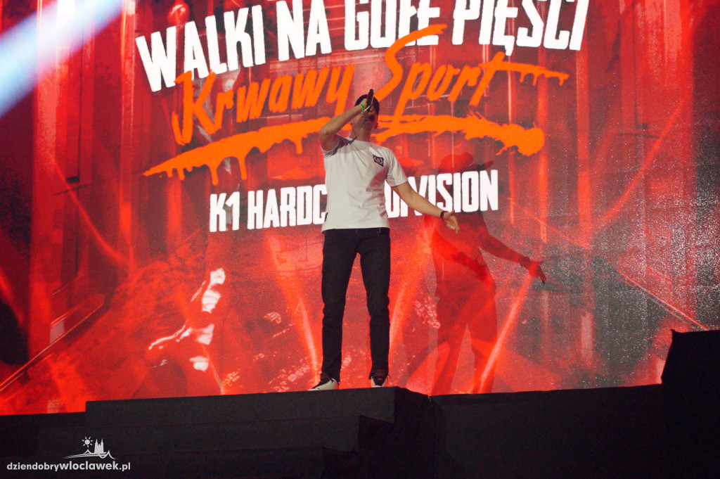 Krwawy Sport: walki na gołe pięści