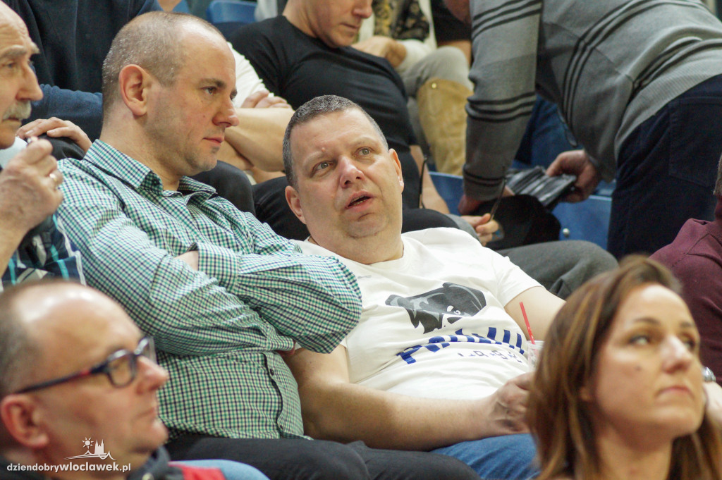 Kibice na meczu anwil vs Karhu
