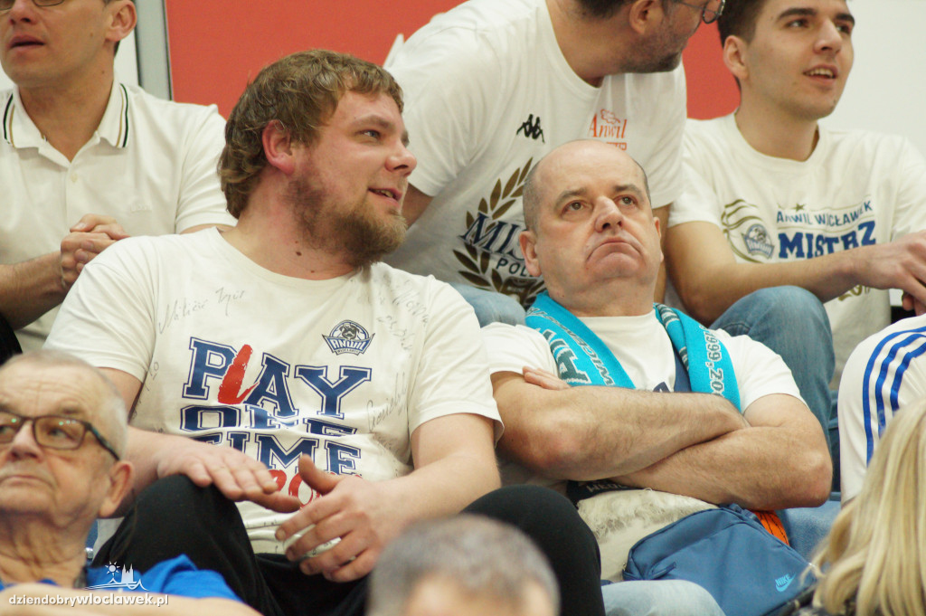 Kibice na meczu anwil vs Karhu