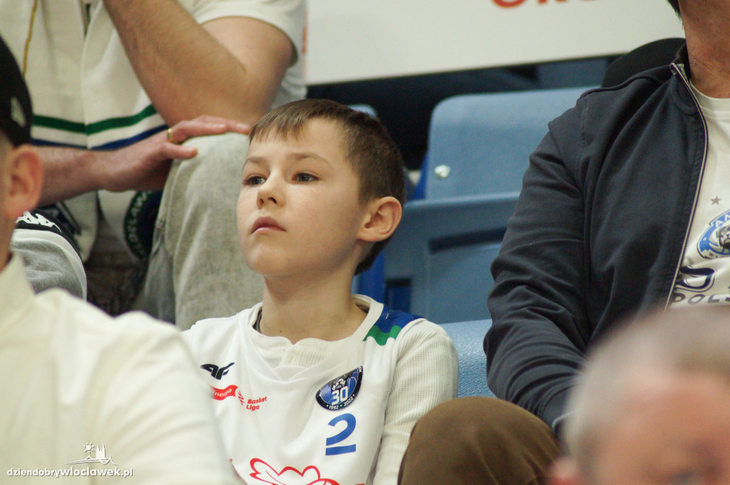 Kibice na meczu anwil vs Karhu